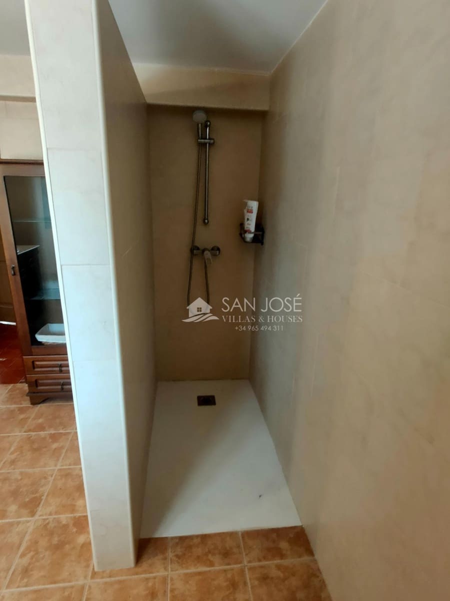 Villa/Maison de 4 chambres à louer à Aspe - 1 000 € (Ref: 9441869)