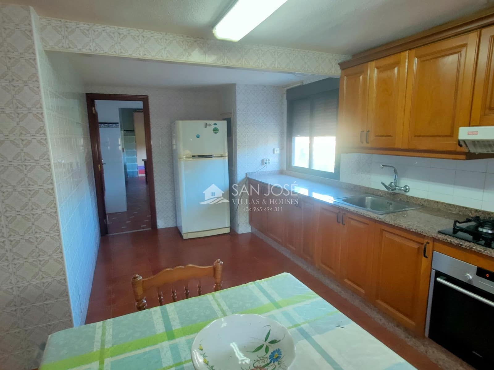 Villa/Maison de 4 chambres à louer à Aspe - 1 000 € (Ref: 9441869)