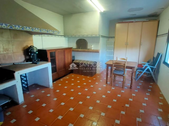 Villa/Maison de 4 chambres à louer à Aspe - 1 000 € (Ref: 9441869)