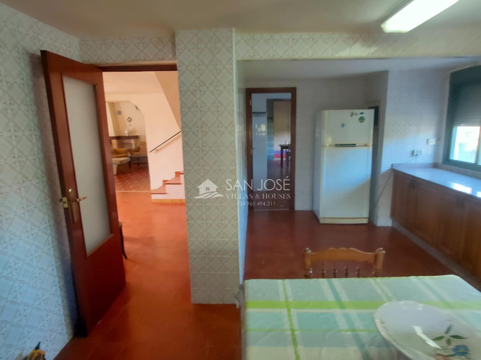 Villa/Maison de 4 chambres à louer à Aspe - 1 000 € (Ref: 9441869)