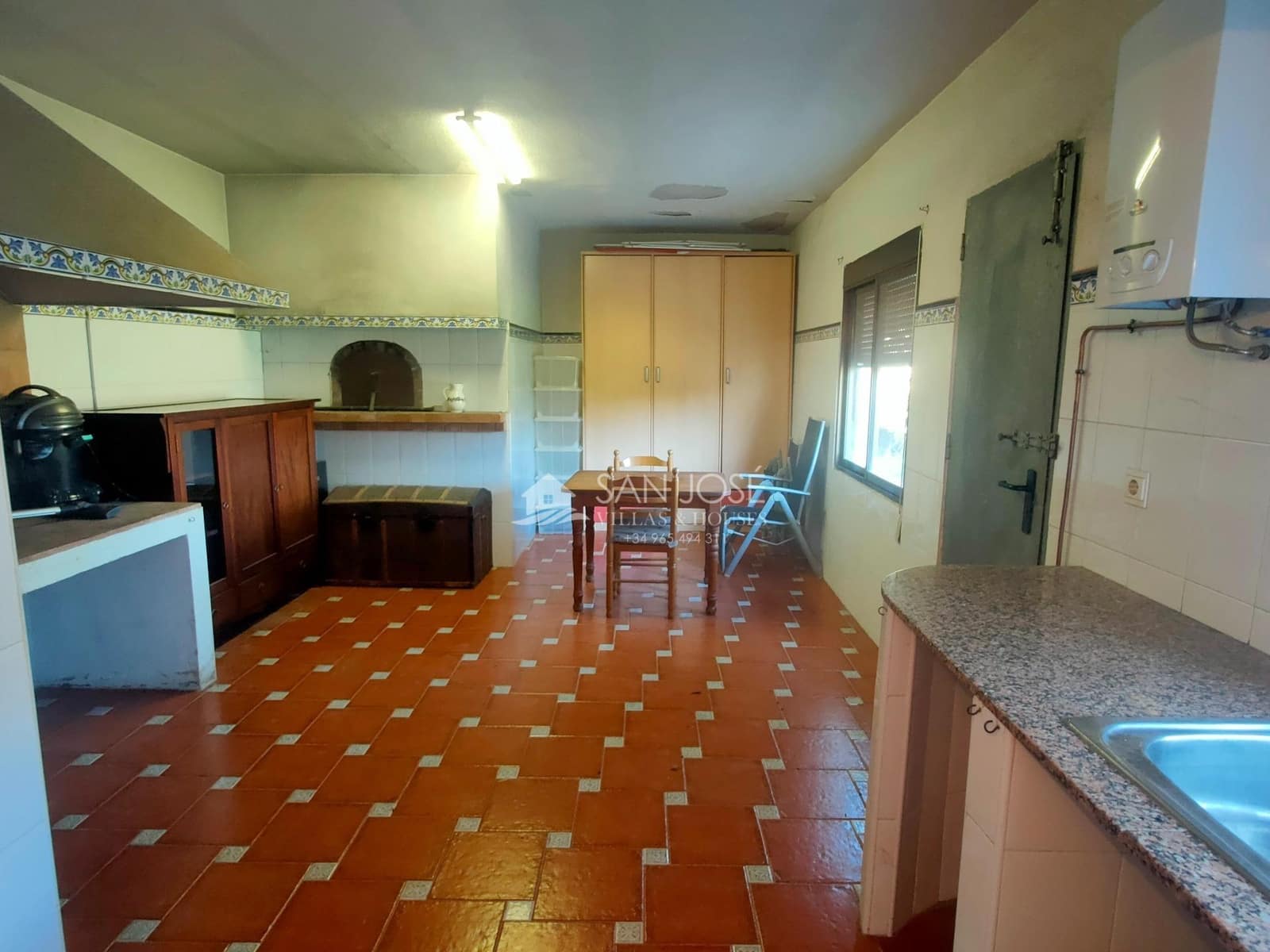 Villa/Maison de 4 chambres à louer à Aspe - 1 000 € (Ref: 9441869)