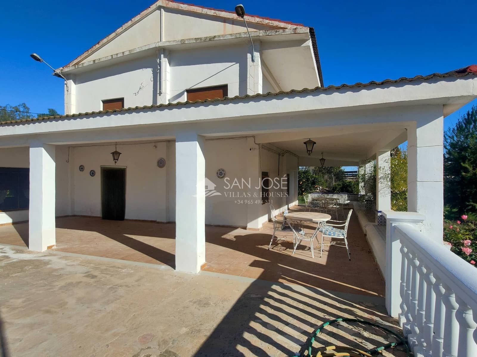 Villa/Maison de 4 chambres à louer à Aspe - 1 000 € (Ref: 9441869)