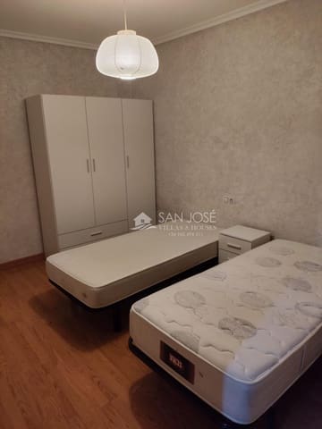 Appartement de 3 chambres à louer à Aspe avec garage - 650 € (Ref: 9441870)