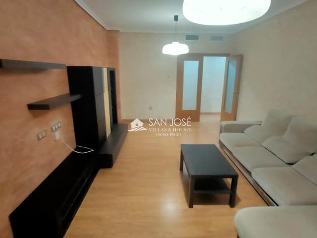 Appartement de 3 chambres à louer à Aspe avec garage - 650 € (Ref: 9441870)