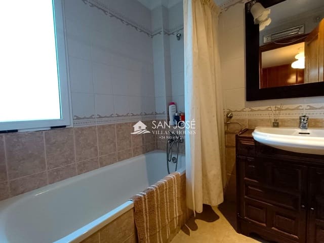 3 quarto Moradia Geminada para venda em Aspe com piscina garagem - 190 000 € (Ref: 9446621)