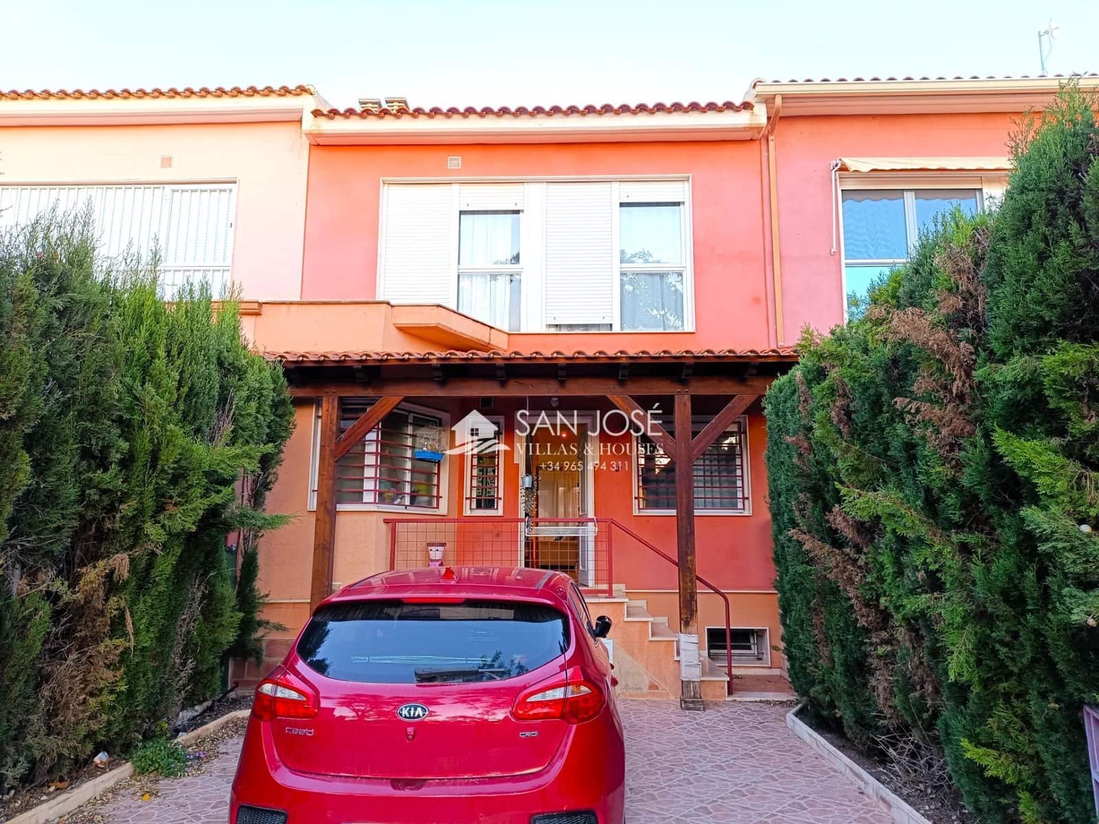 3 quarto Moradia Geminada para venda em Aspe com piscina garagem - 190 000 € (Ref: 9446621)