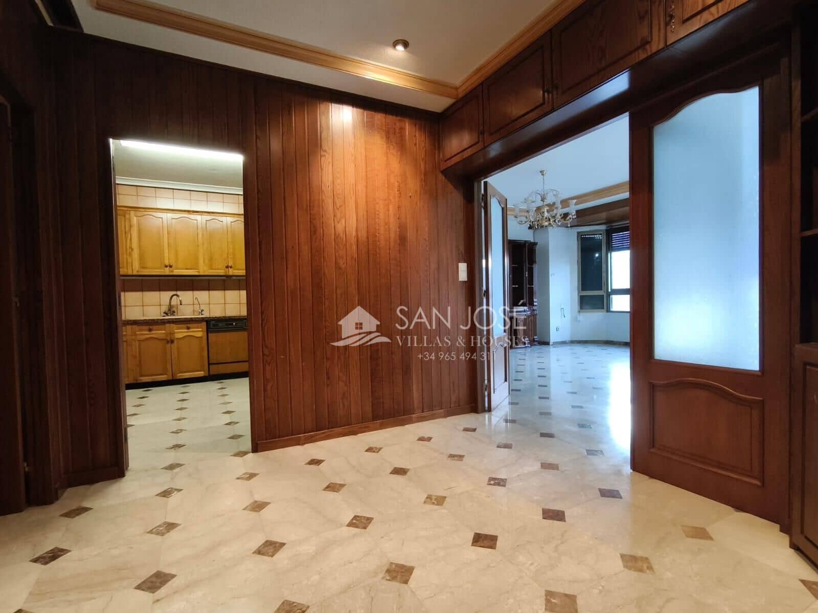 4 makuuhuone Asunto myytävänä paikassa Novelda - 199 000 € (Ref: 9449062)