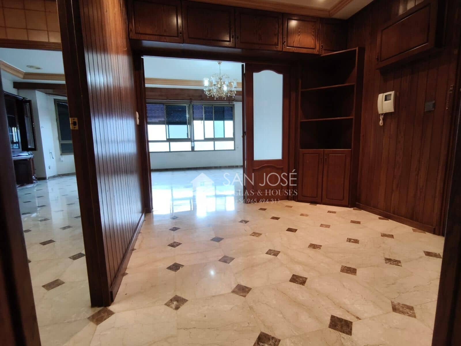 4 makuuhuone Asunto myytävänä paikassa Novelda - 199 000 € (Ref: 9449062)