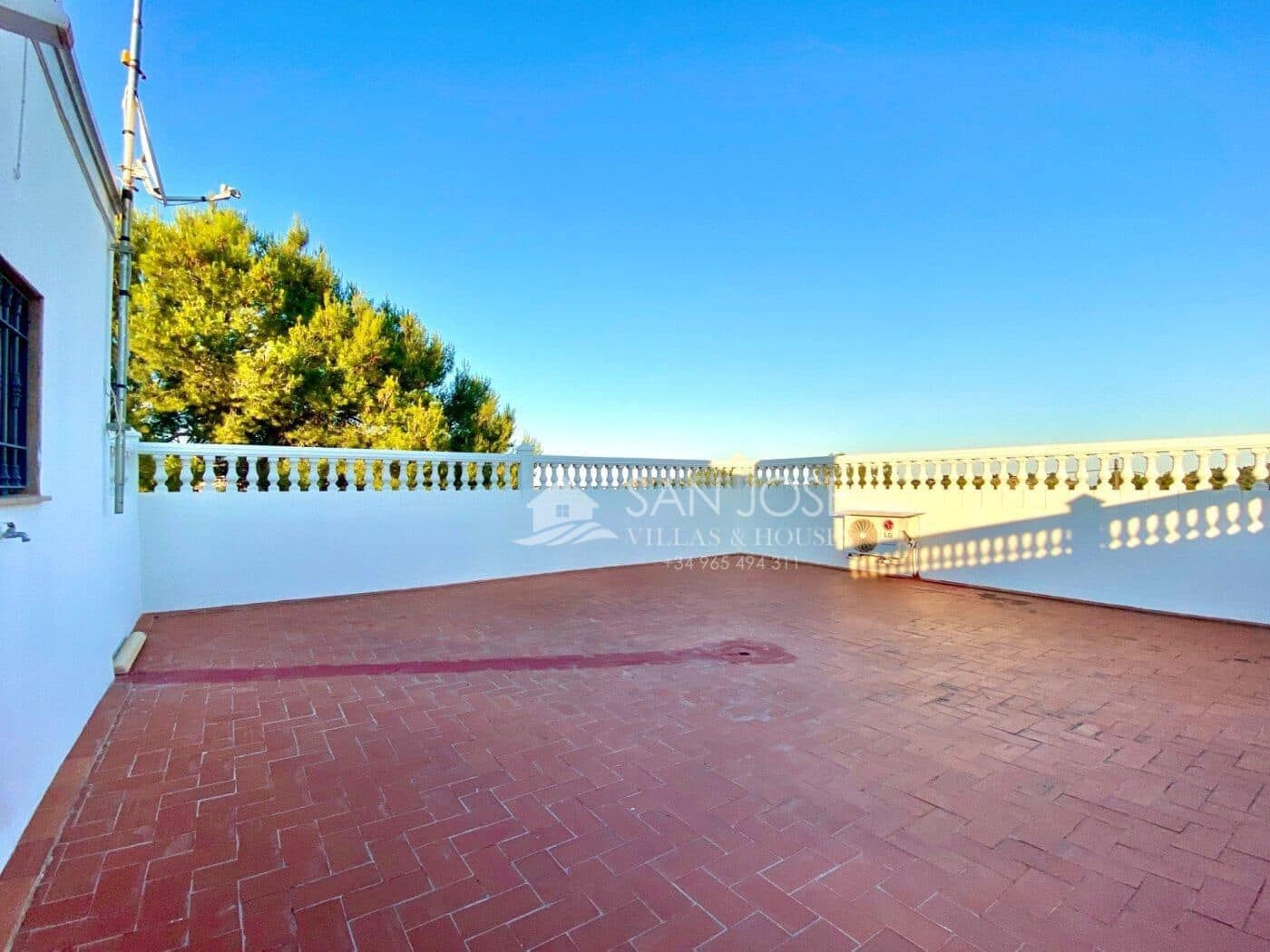 3 soveværelse Villa til salg i Elche / Elx med swimmingpool - € 489.000 (Ref: 9449063)