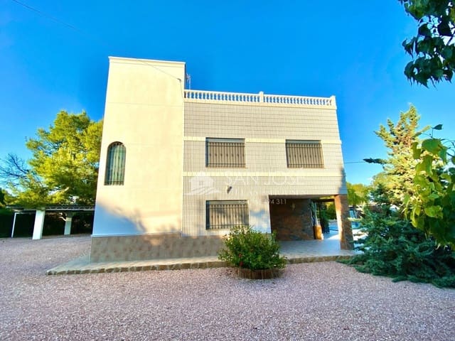 3 soveværelse Villa til salg i Elche / Elx med swimmingpool - € 489.000 (Ref: 9449063)