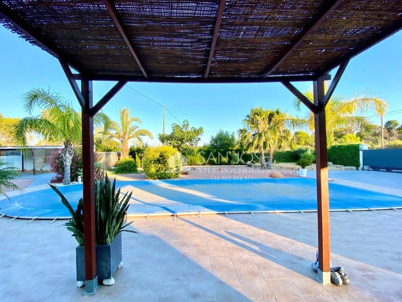 3 soveværelse Villa til salg i Elche / Elx med swimmingpool - € 489.000 (Ref: 9449063)