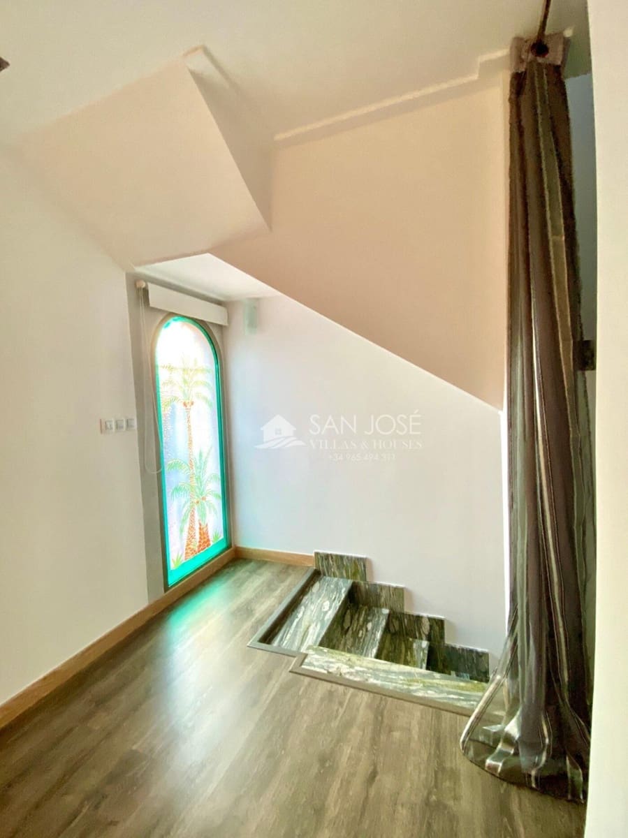 3 soveværelse Villa til salg i Elche / Elx med swimmingpool - € 489.000 (Ref: 9449063)