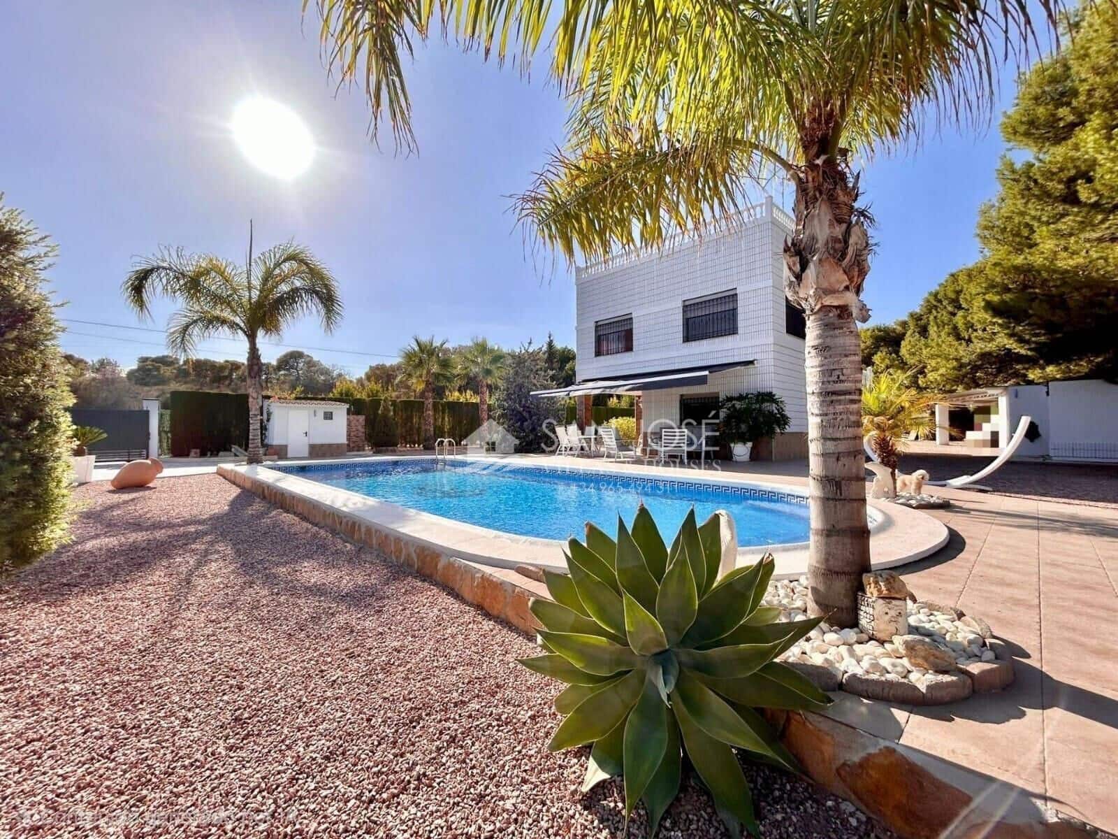 3 soveværelse Villa til salg i Elche / Elx med swimmingpool - € 489.000 (Ref: 9449063)