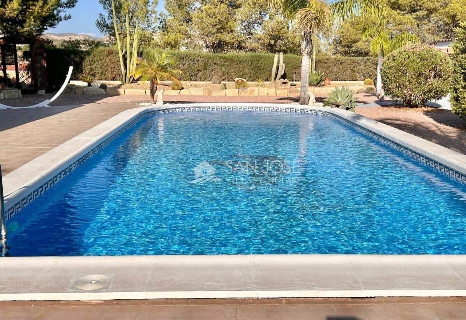3 soveværelse Villa til salg i Elche / Elx med swimmingpool - € 489.000 (Ref: 9449063)