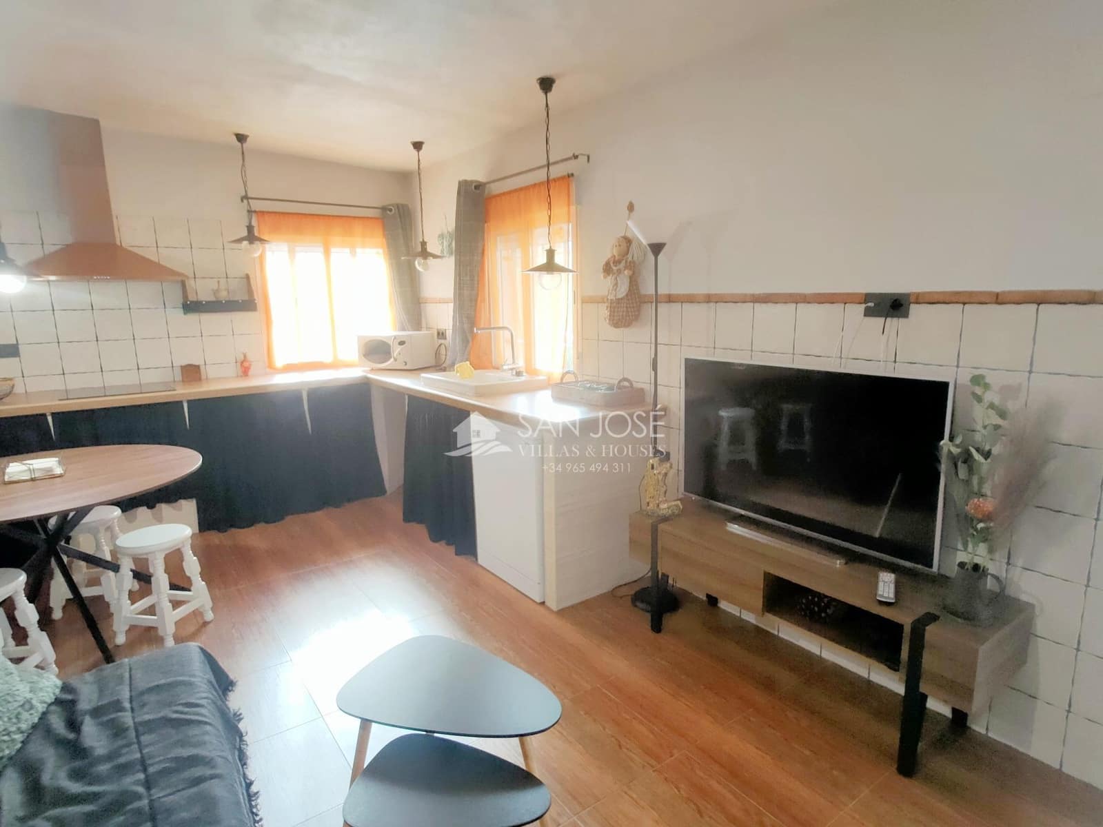 1 Zimmer Villa zu vermieten in Elche / Elx mit Pool - 850 € (Ref: 9449063)