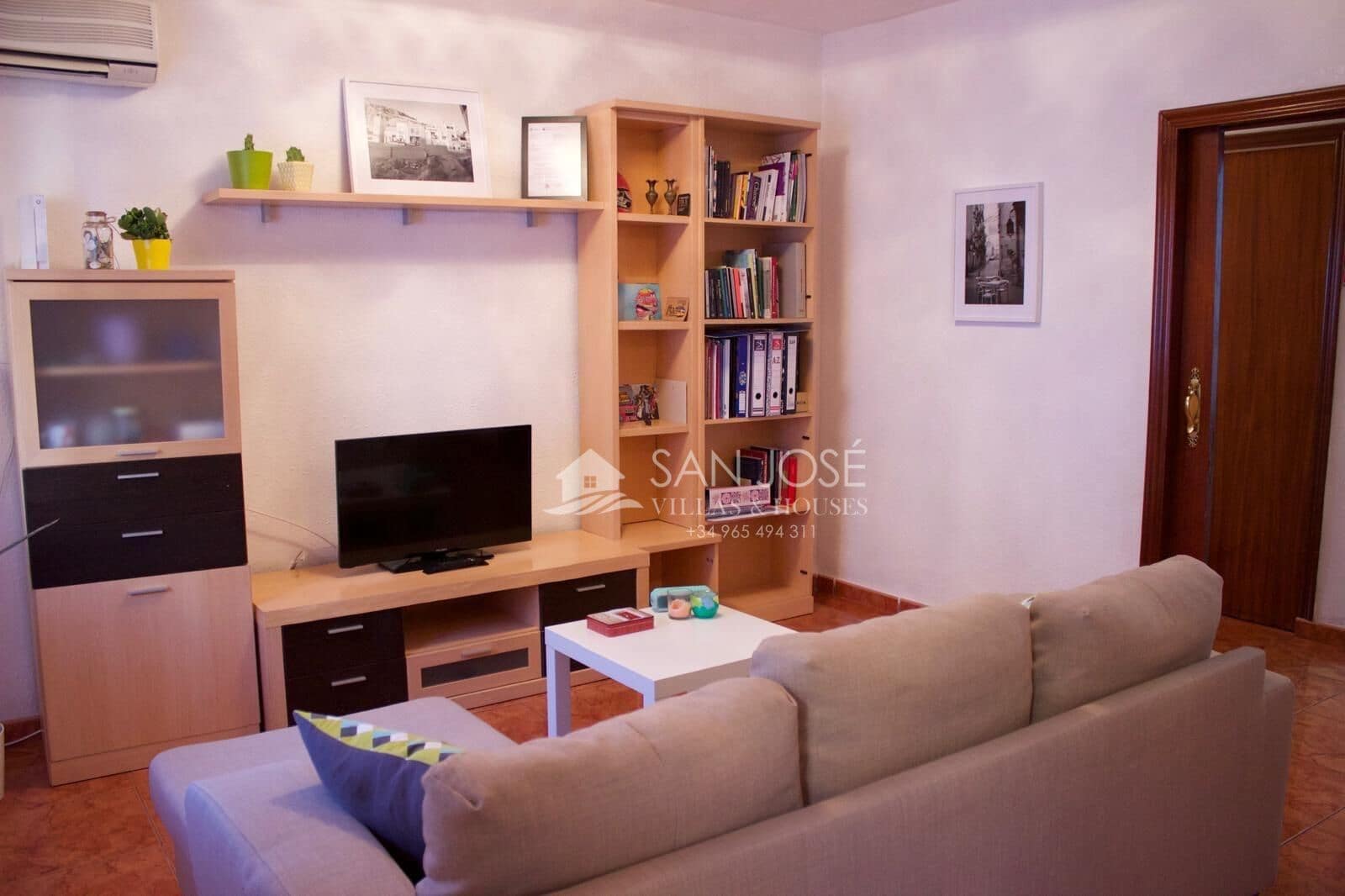 Piso de 3 habitaciones en Alicante / Alacant ciudad en venta - 157.000 € (Ref: 9453236)