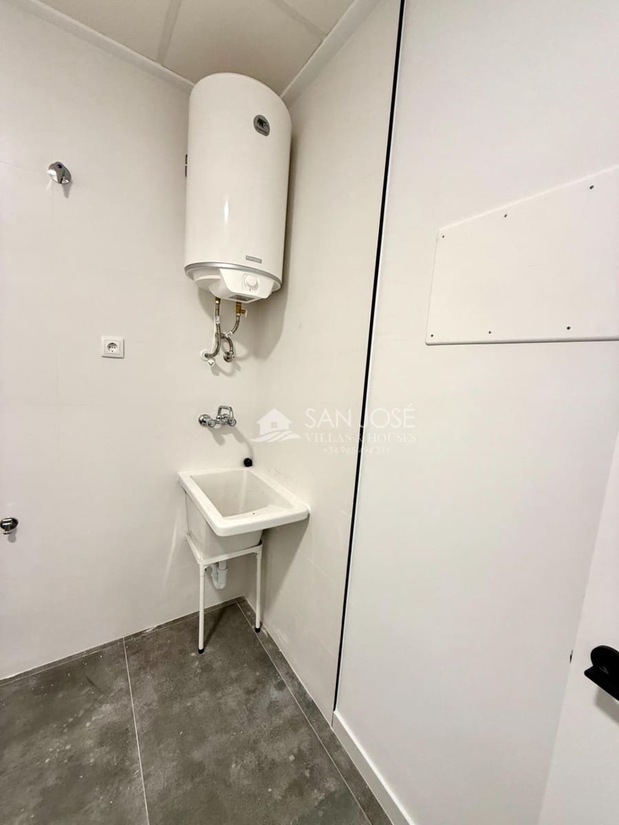 4 sovrum Lägenhet till salu i Monforte del Cid med garage - 225 000 € (Ref: 9453237)