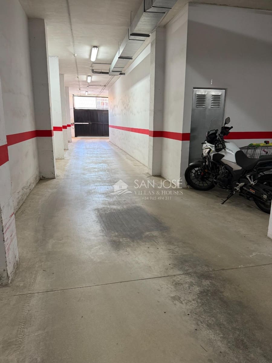 4 sovrum Lägenhet till salu i Monforte del Cid med garage - 225 000 € (Ref: 9453237)