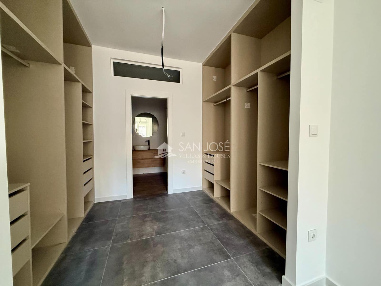 4 sovrum Lägenhet till salu i Monforte del Cid med garage - 225 000 € (Ref: 9453237)