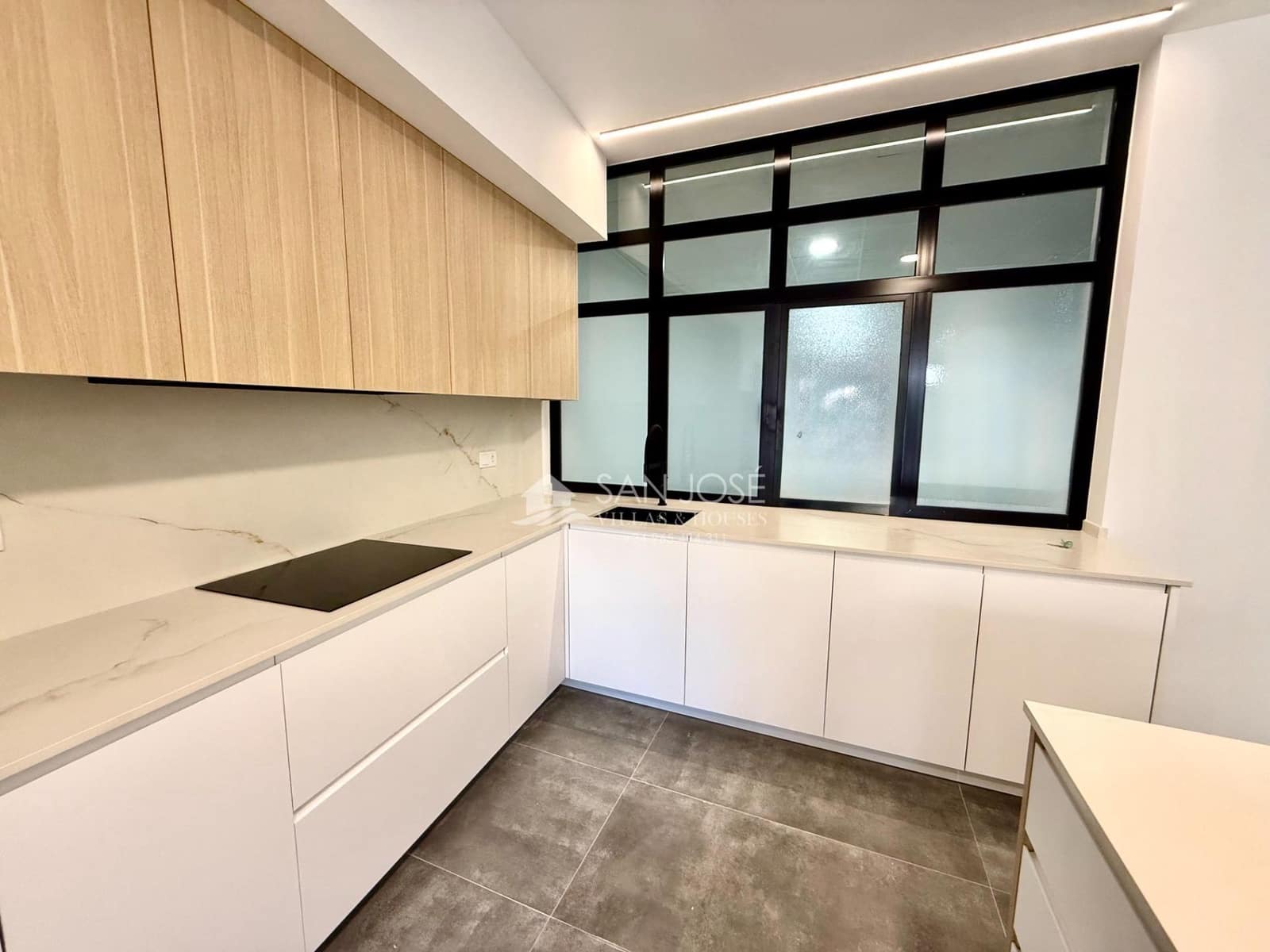 4 sovrum Lägenhet till salu i Monforte del Cid med garage - 225 000 € (Ref: 9453237)