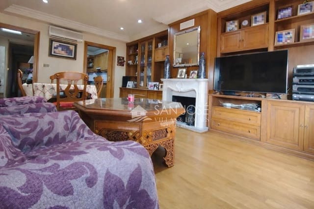 5 chambre Maison de Ville à vendre à Novelda avec garage - 287 000 € (Ref: 9474330)