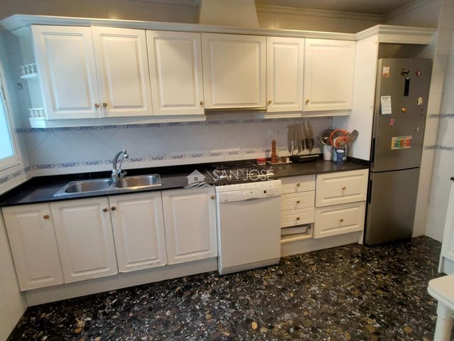 Piso de 3 habitaciones en Aspe en venta con piscina - 157.260 € (Ref: 9474847)