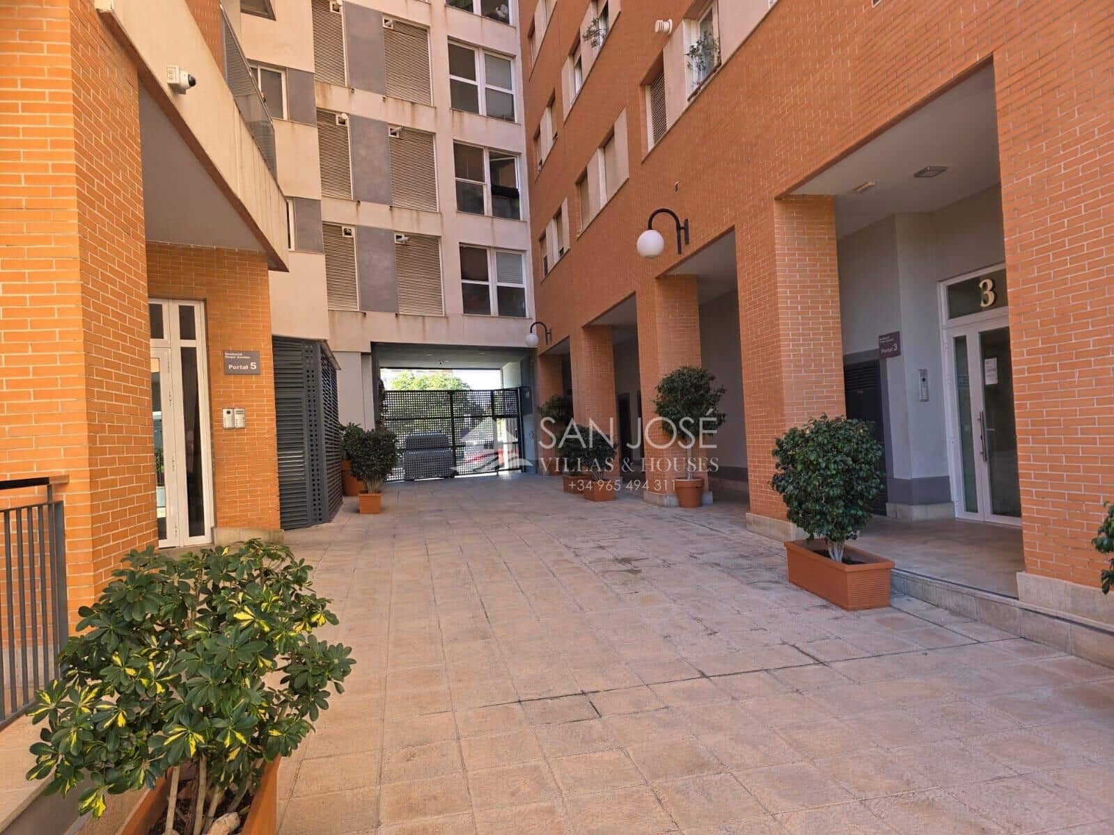 3 sypialnia Mieszkanie na sprzedaż w Miasto Alicante / Alacant z basenem garażem - 262 000 € (Ref: 9475560)