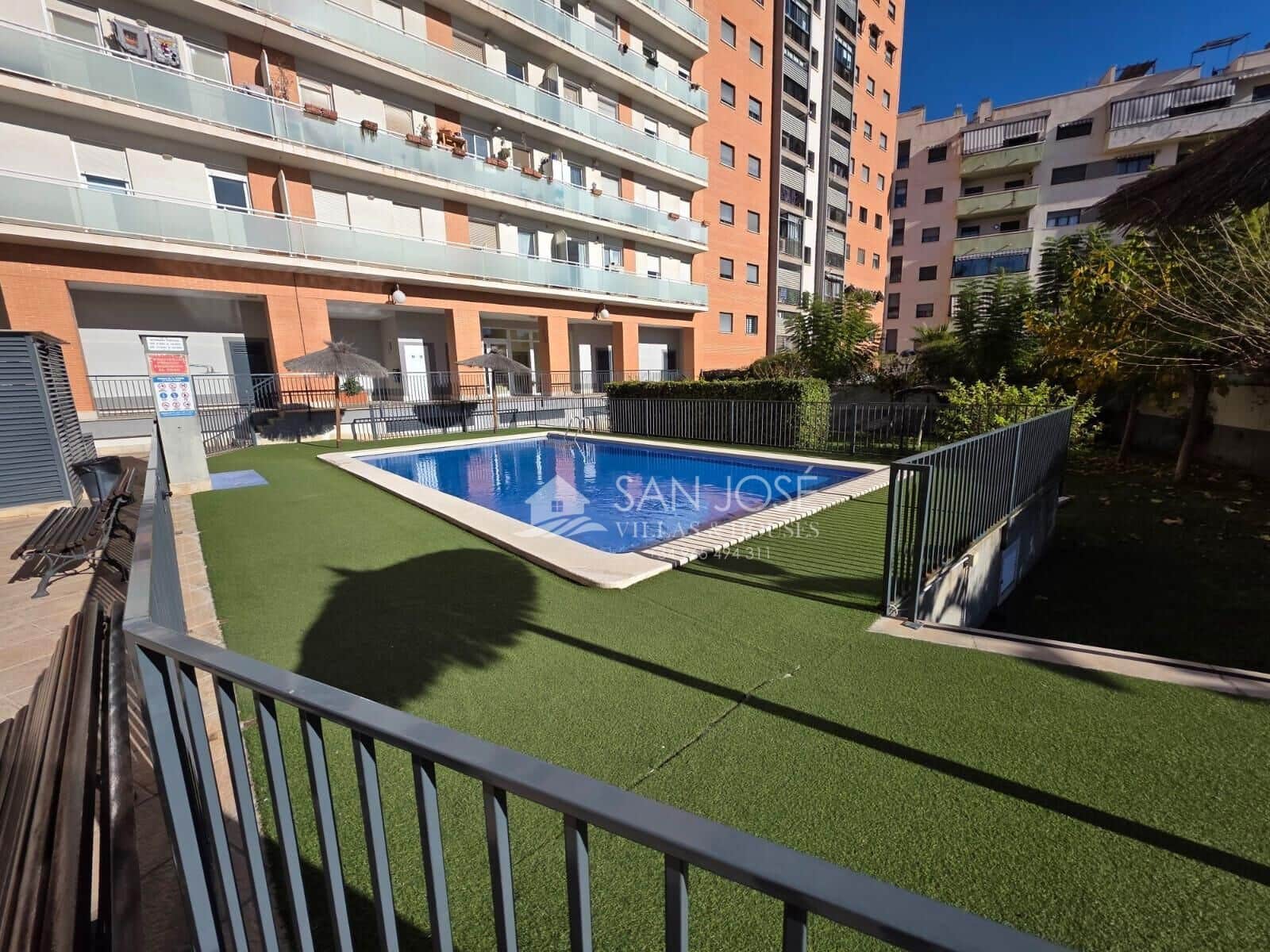 3 sypialnia Mieszkanie na sprzedaż w Miasto Alicante / Alacant z basenem garażem - 262 000 € (Ref: 9475560)