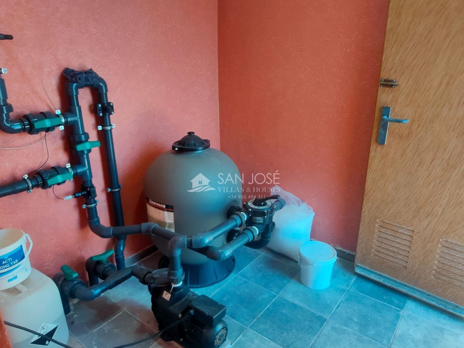 6 soveværelse Villa til salg i Aspe med swimmingpool - € 360.000 (Ref: 9497569)