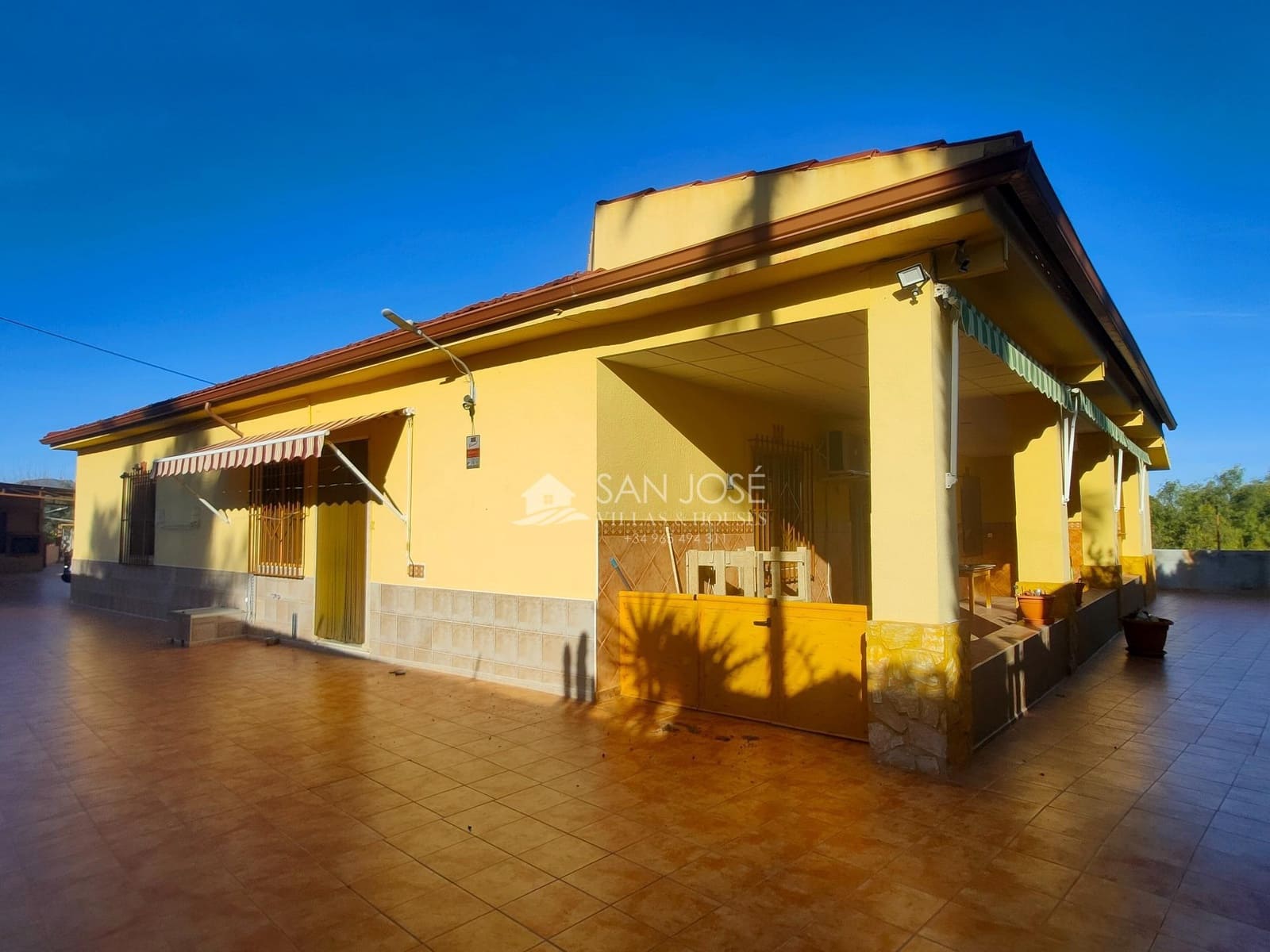 6 soveværelse Villa til salg i Aspe med swimmingpool - € 360.000 (Ref: 9497569)