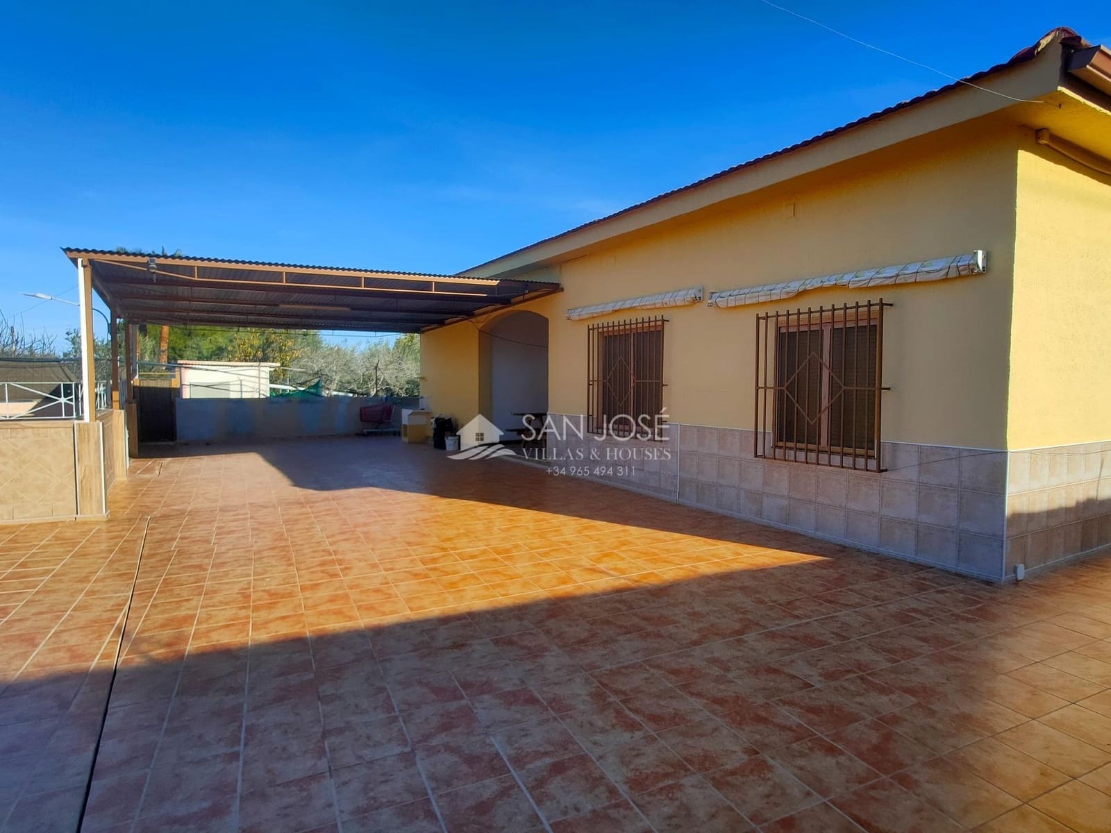 6 soverom Villa til salgs i Aspe med svømmebasseng - € 350 000 (Ref: 9497569)