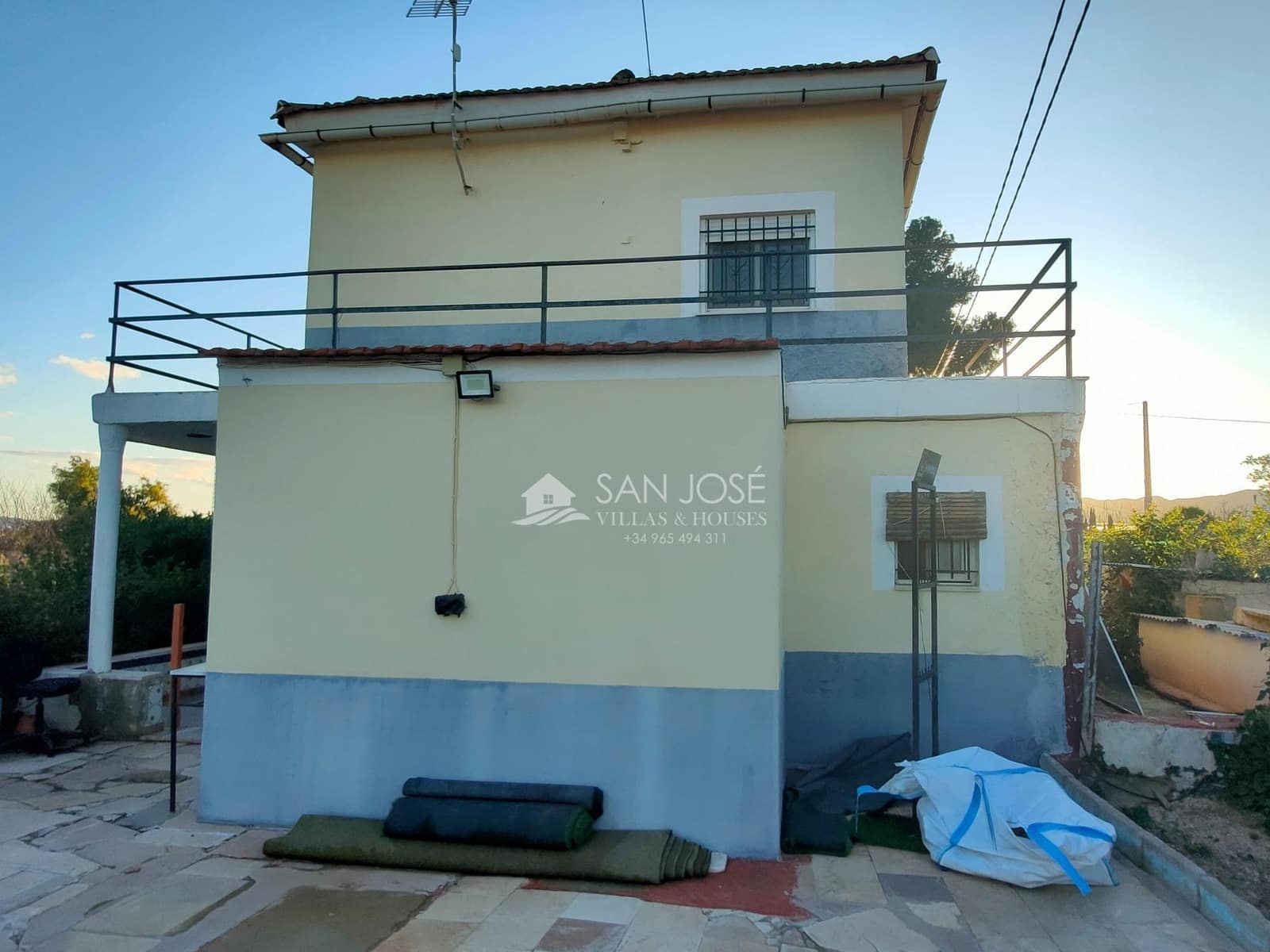 5 bedroom Villa for sale in Novelda with pool - € 197,260 (Ref: 9497570)