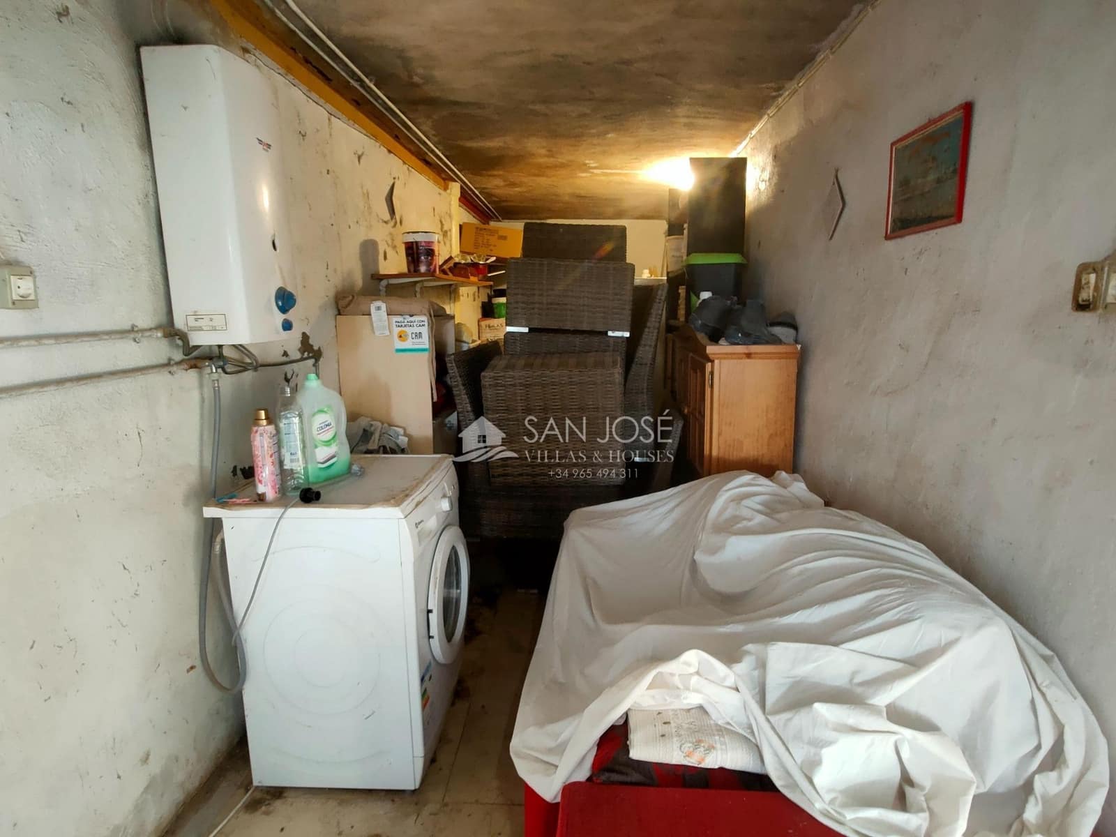 5 bedroom Villa for sale in Novelda with pool - € 197,260 (Ref: 9497570)