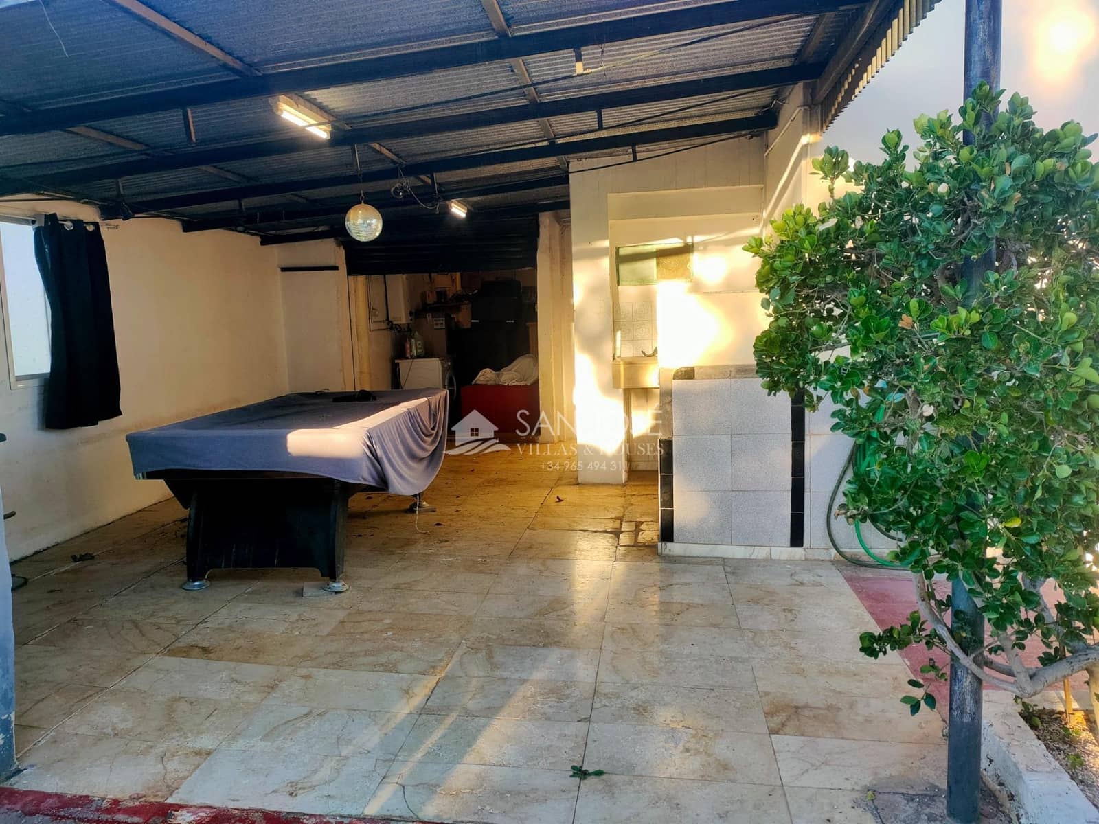 5 bedroom Villa for sale in Novelda with pool - € 197,260 (Ref: 9497570)