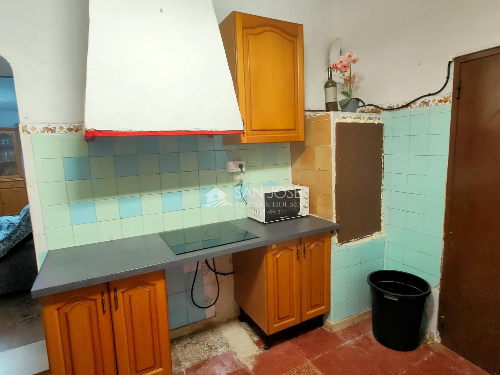 5 bedroom Villa for sale in Novelda with pool - € 197,260 (Ref: 9497570)