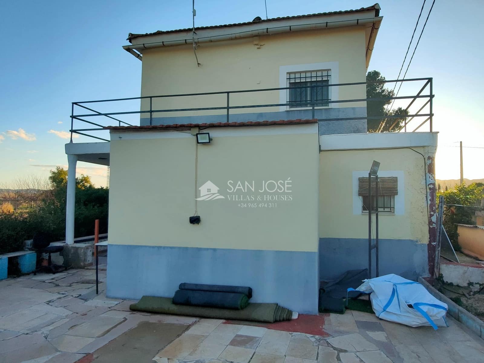 5 bedroom Villa for sale in Novelda with pool - € 197,260 (Ref: 9497570)