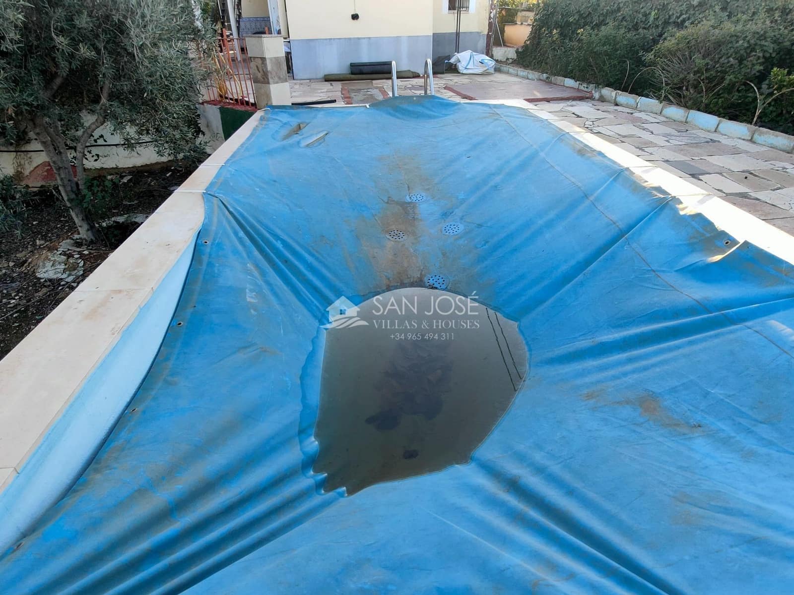 5 bedroom Villa for sale in Novelda with pool - € 197,260 (Ref: 9497570)