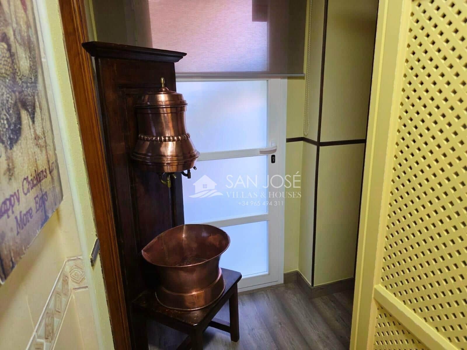 Chalet de 3 habitaciones en Aspe en venta con piscina garaje - 339.900 € (Ref: 9499772)