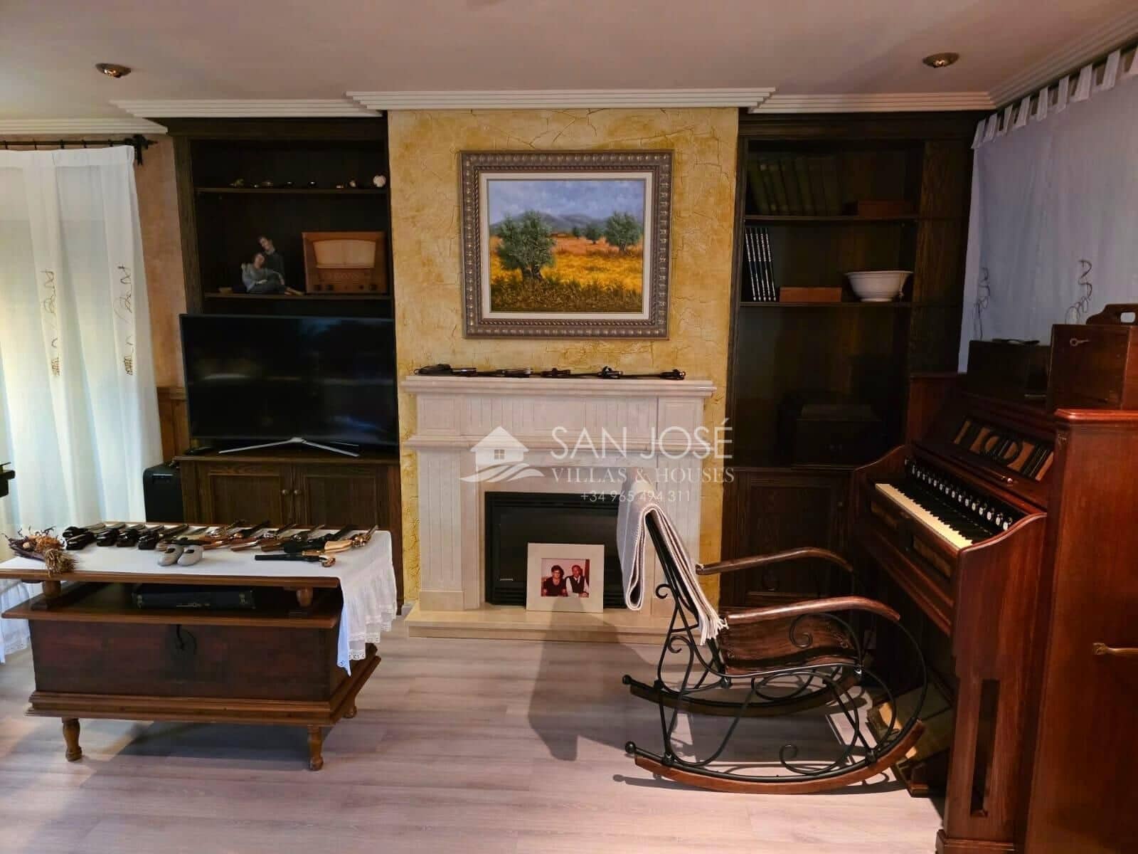 Chalet de 3 habitaciones en Aspe en venta con piscina garaje - 339.900 € (Ref: 9499772)