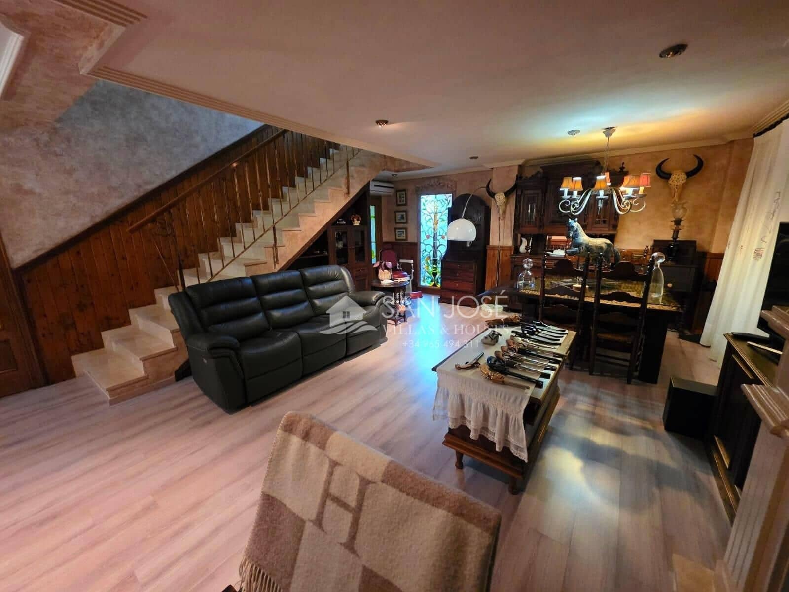 Chalet de 3 habitaciones en Aspe en venta con piscina garaje - 339.900 € (Ref: 9499772)