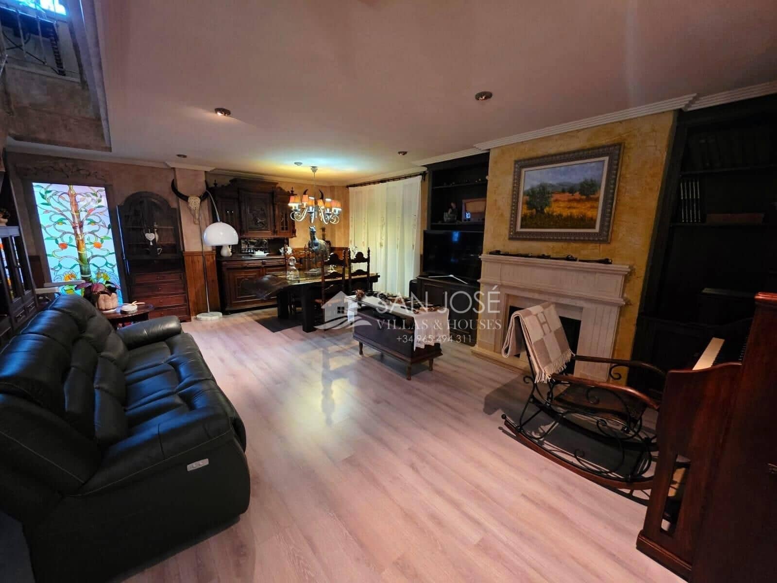 Chalet de 3 habitaciones en Aspe en venta con piscina garaje - 339.900 € (Ref: 9499772)