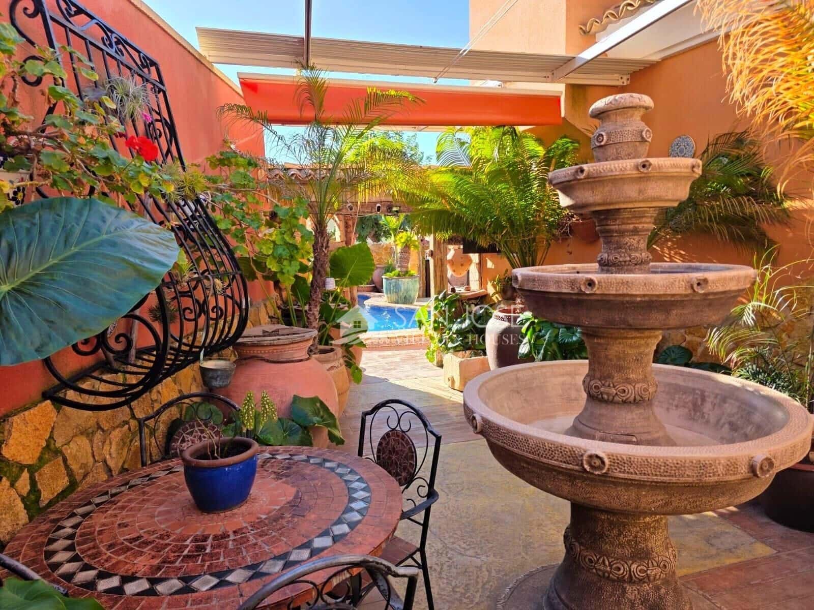 Chalet de 3 habitaciones en Aspe en venta con piscina garaje - 339.900 € (Ref: 9499772)