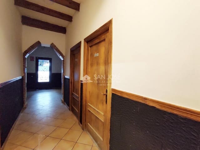 Kommersiell att hyra i Novelda - 550 € (Ref: 9509216)