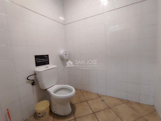 Kommersiell att hyra i Novelda - 550 € (Ref: 9509216)