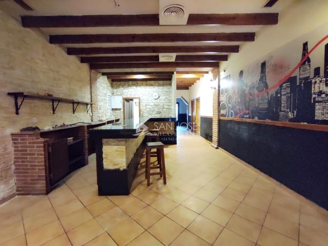 Kommersiell att hyra i Novelda - 550 € (Ref: 9509216)