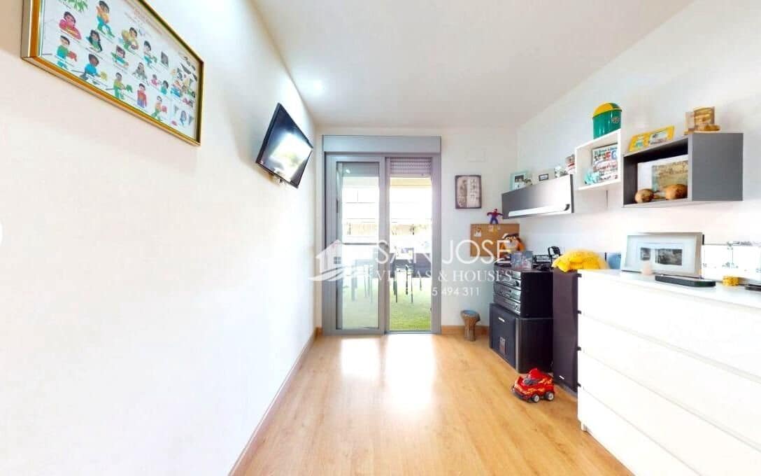 3 Zimmer Apartment zu verkaufen in Elche / Elx mit Pool Garage - 315.000 € (Ref: 9533956)