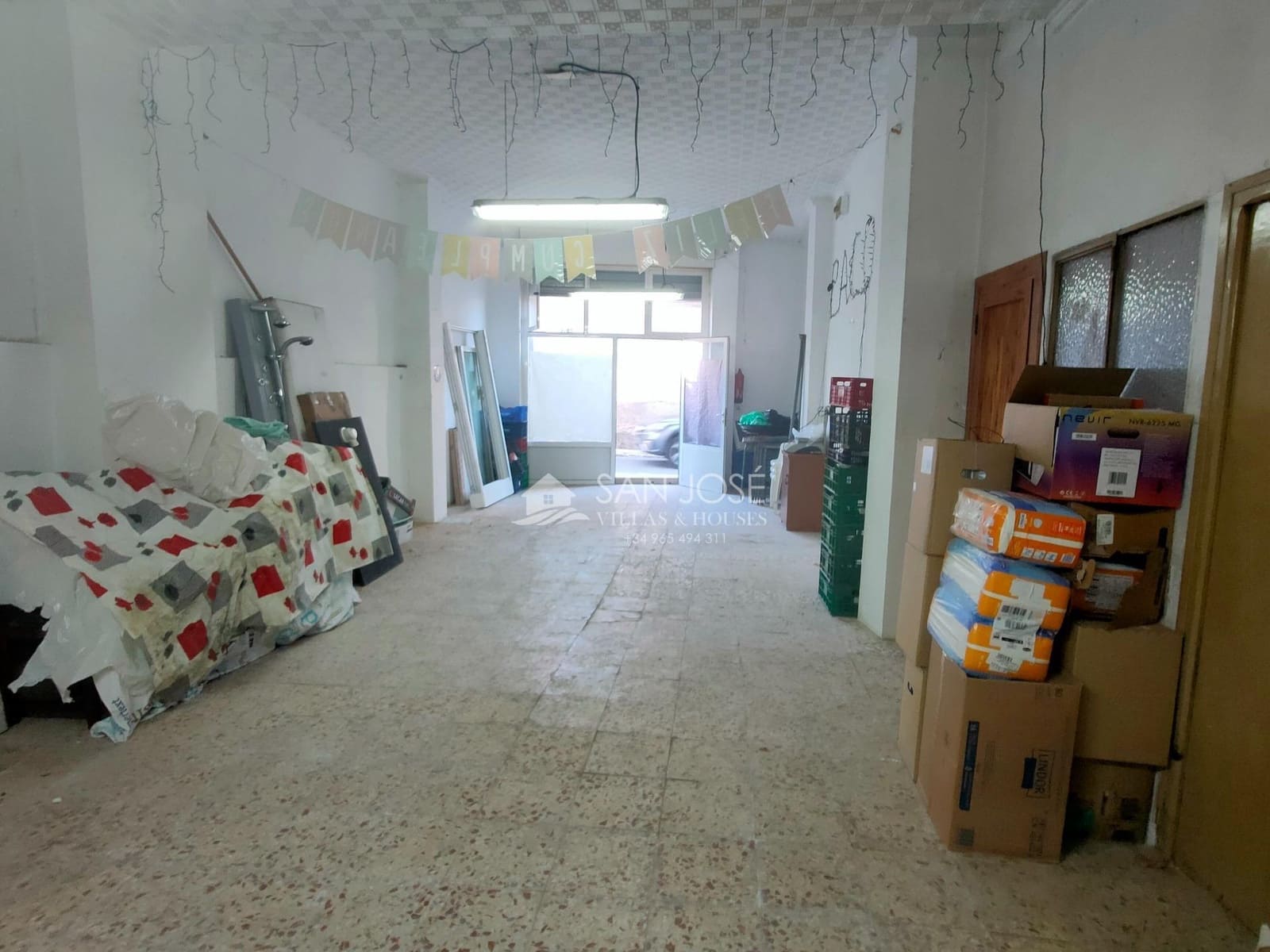 Kommersiell til salgs i Aspe - € 55 000 (Ref: 9533958)