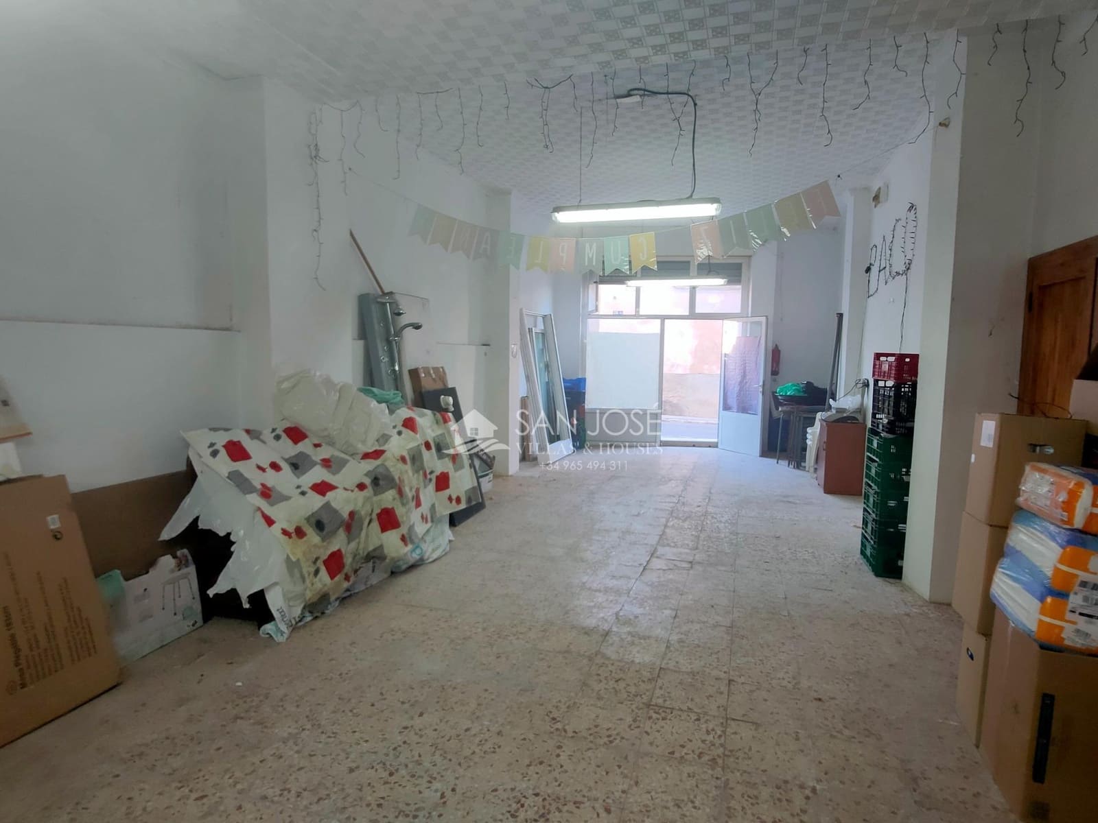 Kommersiell til salgs i Aspe - € 55 000 (Ref: 9533958)