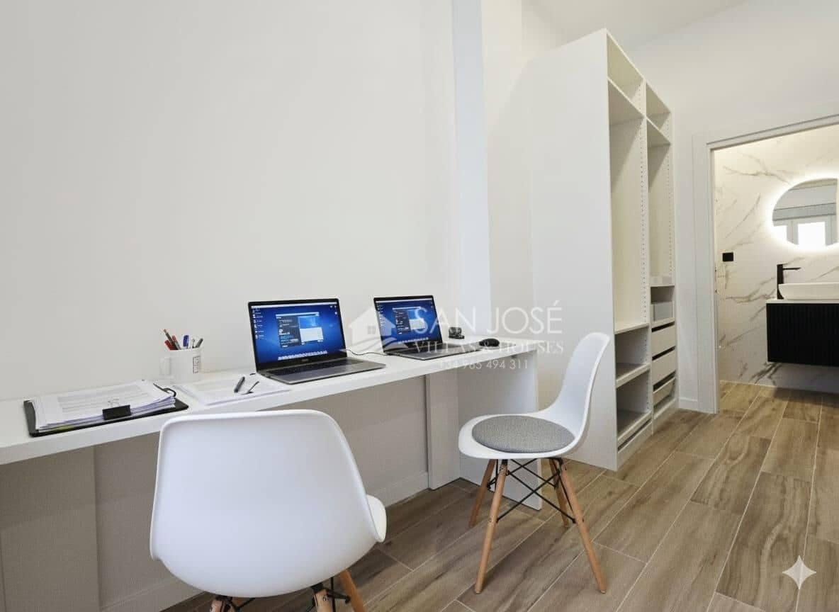 4 Zimmer Haus zu verkaufen in Aspe mit Garage - 465.000 € (Ref: 9533961)