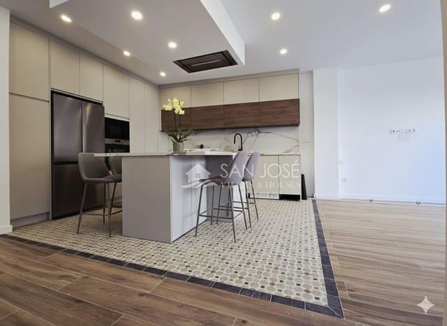 4 Zimmer Haus zu verkaufen in Aspe mit Garage - 465.000 € (Ref: 9533961)